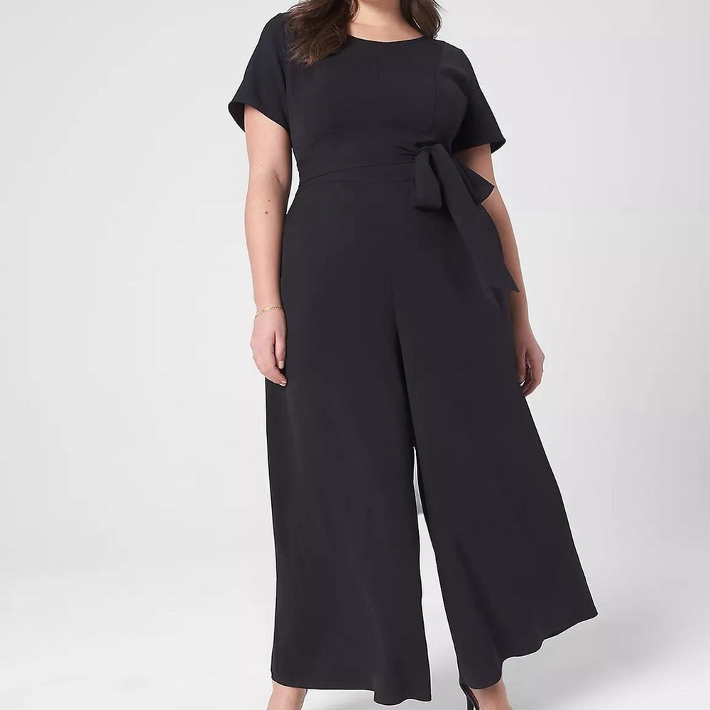 Lane Bryant Lena Black Wide Leg Jumpsuit 28 NWT
NWT